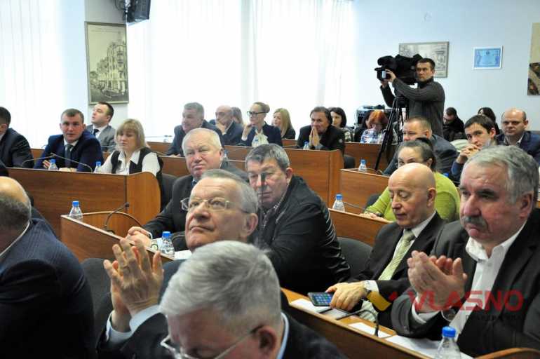 Під час сесії вінницькі депутати 4 рази заявляли про конфлікт інтересів