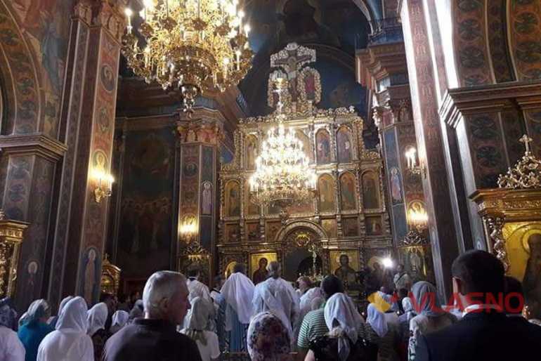 Вінничанина в АТО рятує вшита мамою у кишеню іконка