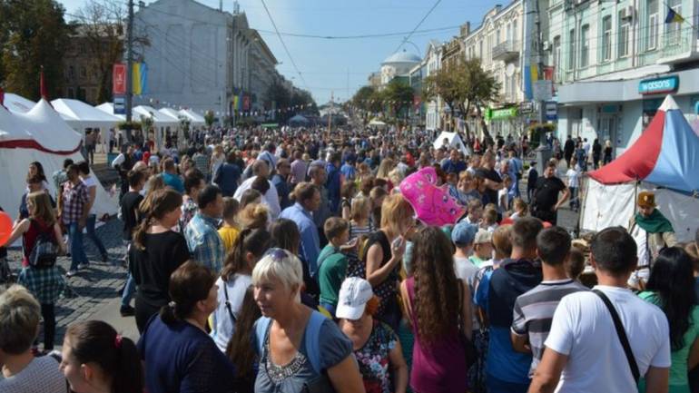 У Вінниці на День міста громадський транспорт буде безкоштовним
