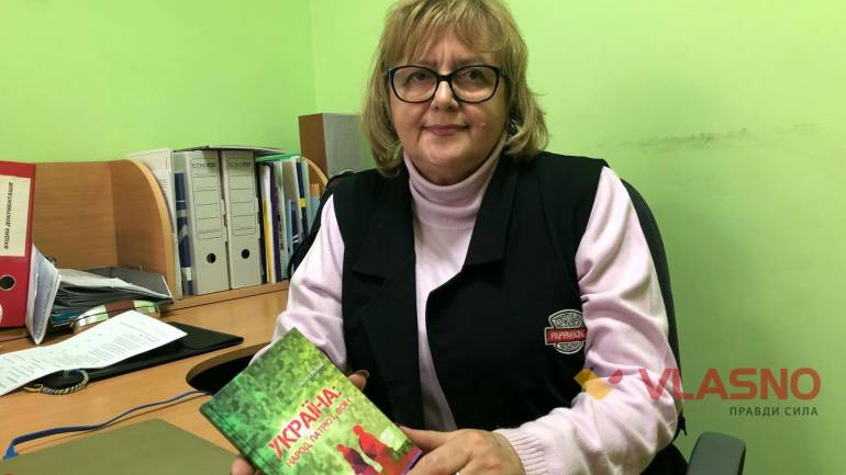 Вінницькі військовослужбовці матимуть збірник патріотизму у кишені бушлату