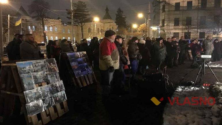 &laquo;Ми вже ніколи ні перед ким не схилимо голови&raquo; &ndash; вінничани згадували Майдан