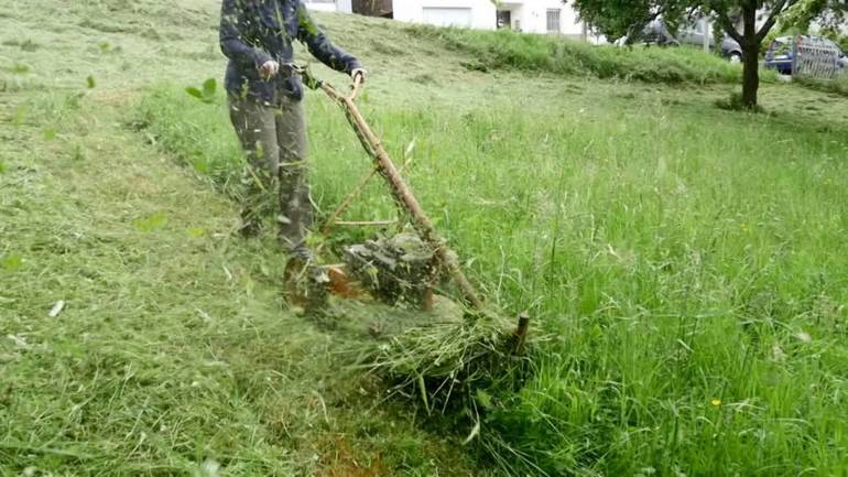 У місті Сватове батько та син підірвались на городі