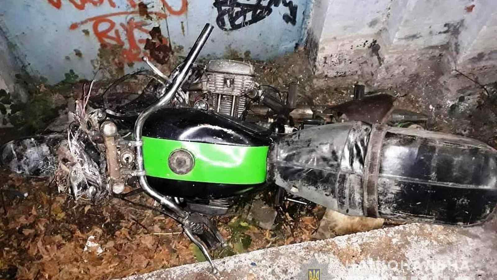 У Жмеринці в аварію потрапив мотоцикліст та його неповнолітній пасажир