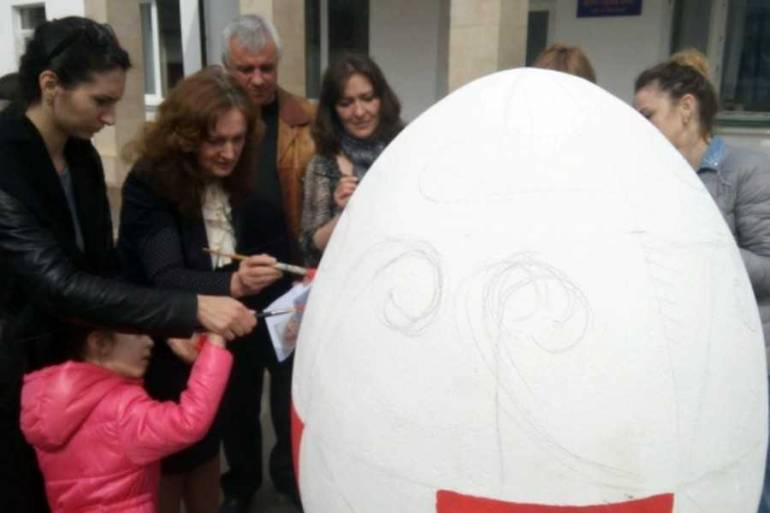 Велетенські писанки прикрашатимуть центр Вінниці
