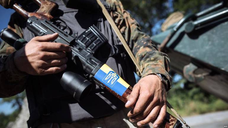 На сході України двоє бійців загинули, ще двох поранено