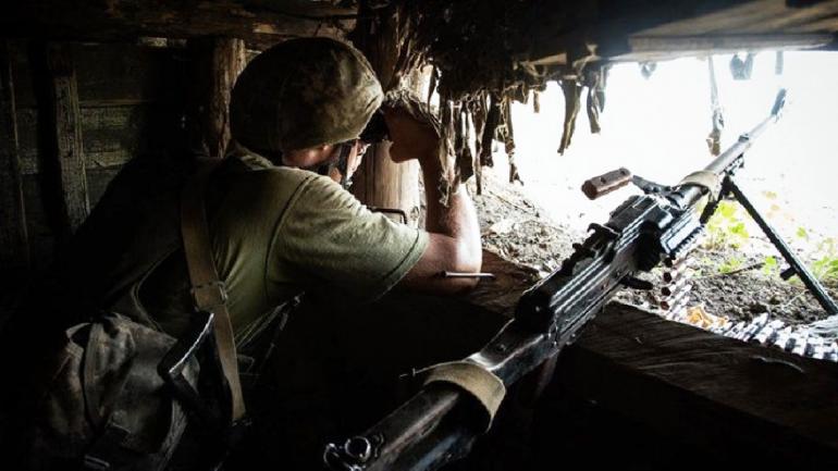 "Тиші" на Донбасі знову не було: бойовики 4 рази обстріляли ЗСУ