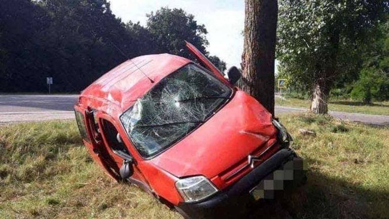 Вінницька водійка, яка потрапила у ДТП, потребує фінансової допомоги