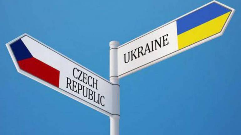 Українців в Чехії братимуть на роботу за спрощеною і прискореною програмою