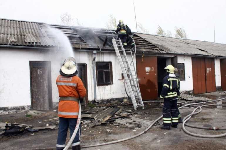 у Вінниці горіли склади фото