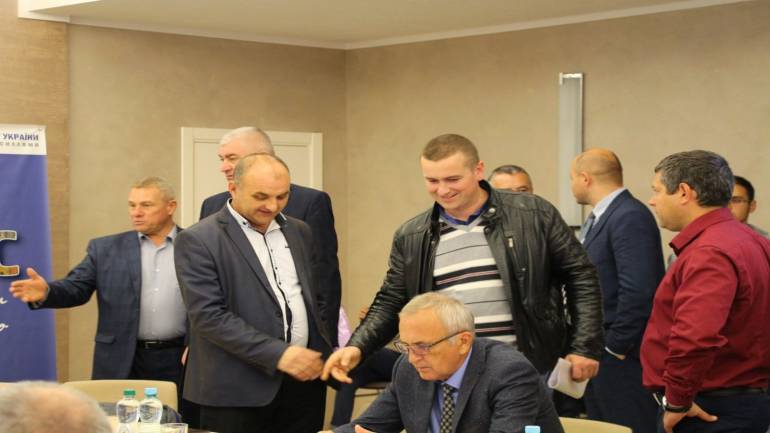 На Вінниччині голови територіальних громад заявили, що не бачать доцільності існування районних рад