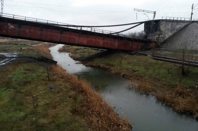 Підірваний міст не завадив продажу квитків