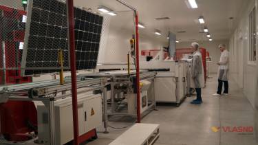 завод сонячних панелей у Вінниці фото