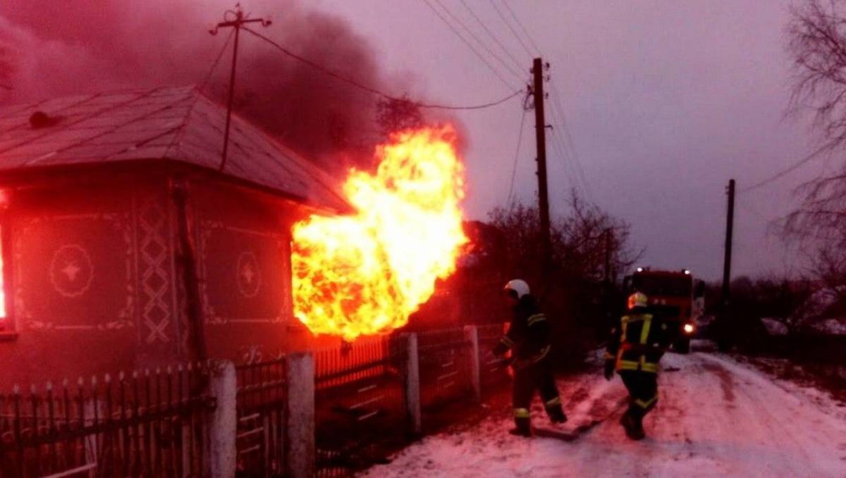 На Вінниччині жінка згоріла у власному будинку