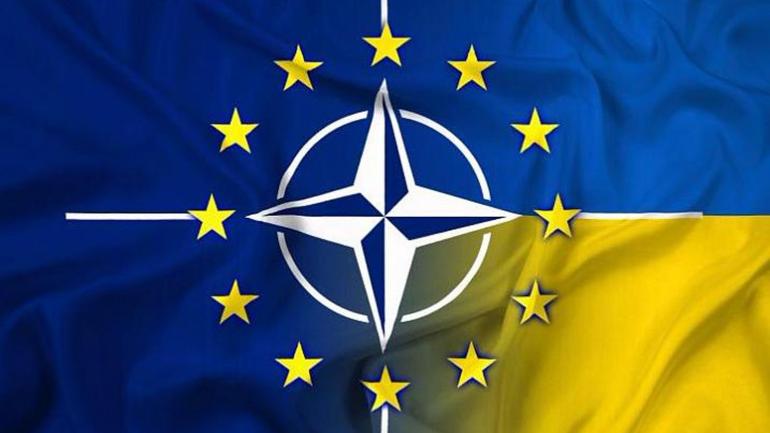 Вступ до Євроспільноти підтримують майже половина українців