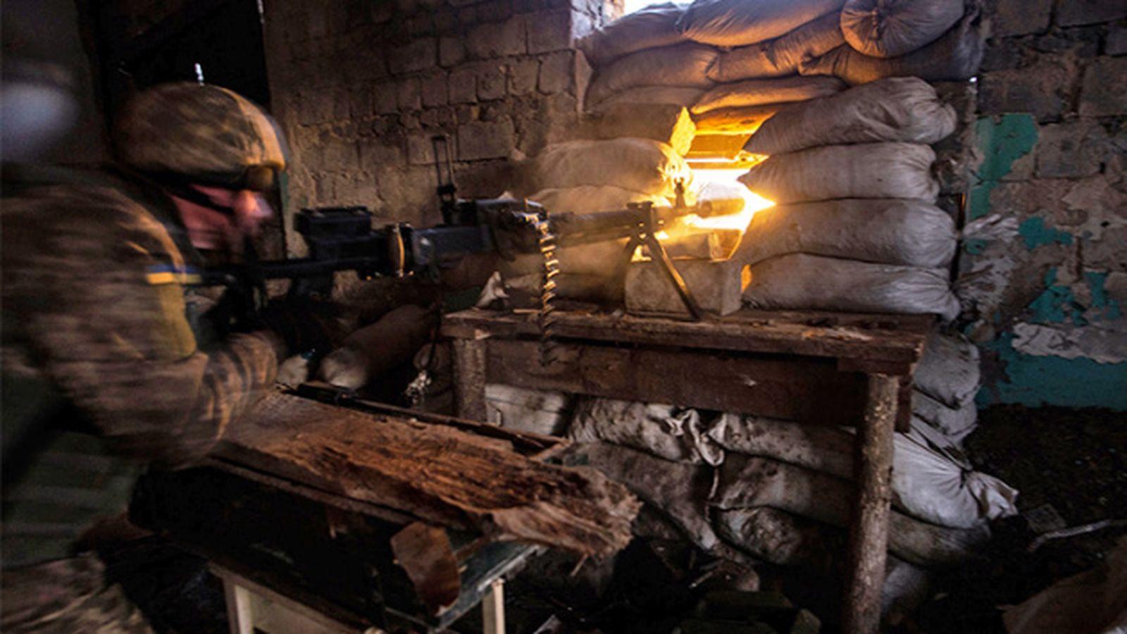 В зоні ООС від рук окупантів загинув мирний та згоріло два будинки