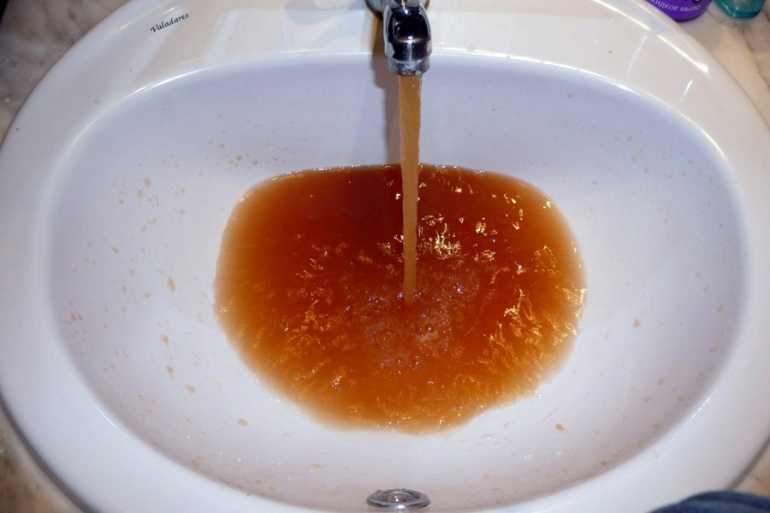 брудна вода фото