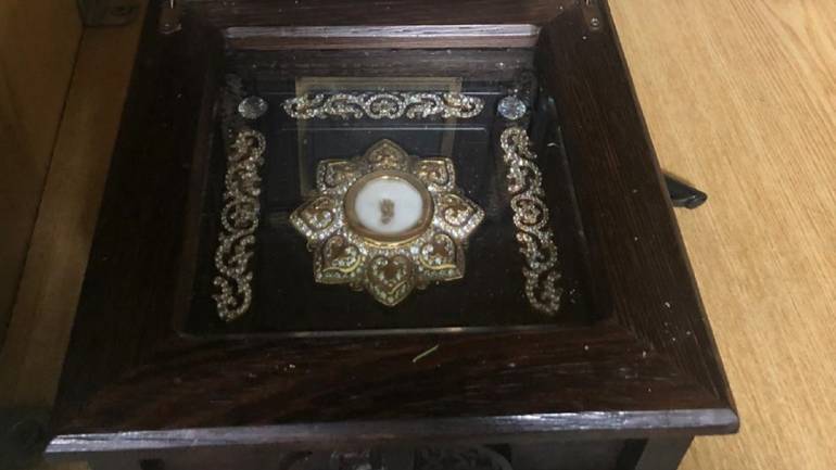 Викрадені мощі Святого Миколая вінничанин подарував другу