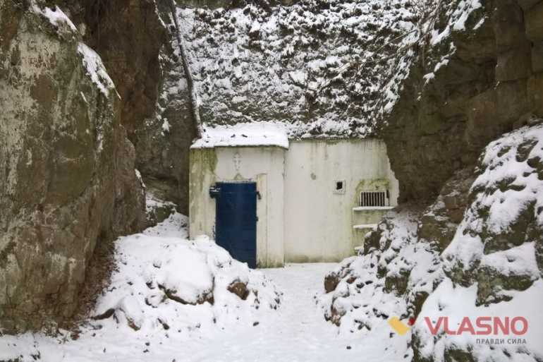 церква в бункері фото