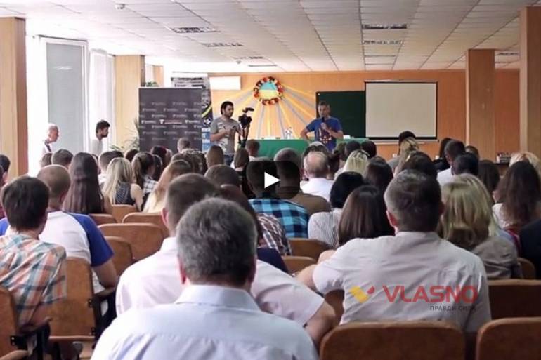 Роман Скрипін у Вінниці у рамках проекту &laquo;RoadShow&raquo; фото