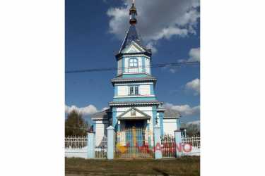 церква у селі Кузьменці фото