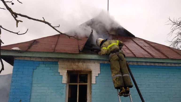 На Вінниччині у палаючому будинку знайшли мертвого чоловіка