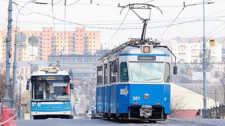 Карантин у Вінниці: у МВС розповіли, як будуть контролювати кількість людей у громадському транспорті