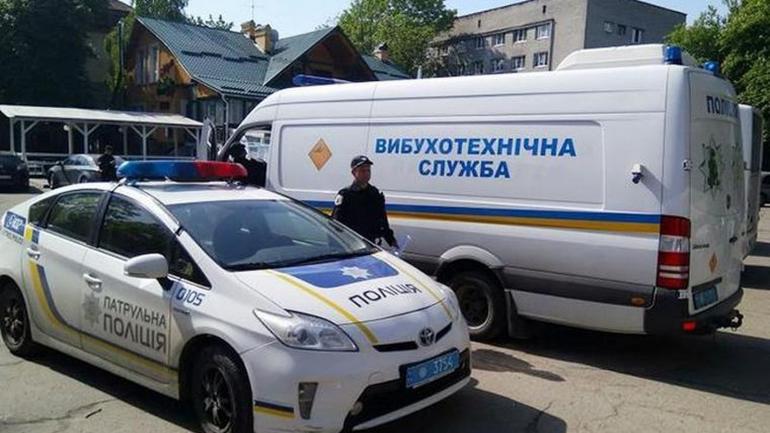 На Вінниччині п'яний чоловік &laquo;замінував&raquo; власний будинок