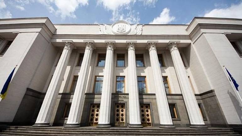 У ВР пропонують позбавити Лорак, Лободу та Повалій звання &laquo;Народний артист&raquo;