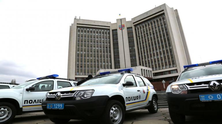 Поліція Вінниччини шукає СТО майже за два мільйони гривень для ремонту службових автомобілів