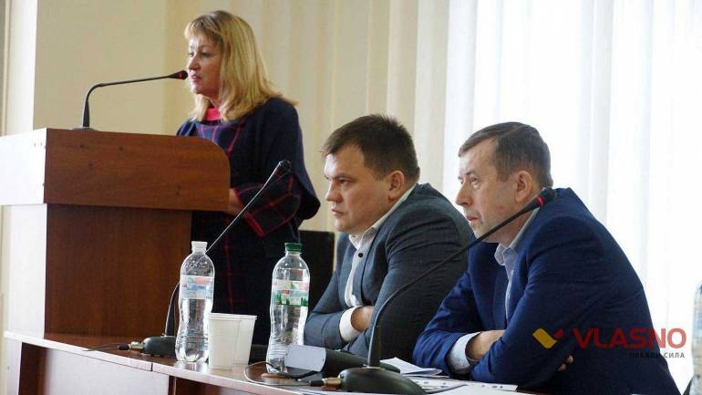 Не &ldquo;змістили&rdquo;, і не &ldquo;прибрали&rdquo;: кар&rsquo;єра екс-очільниці вінницької обласної &ldquo;Батьківщини&rdquo; пішла вгору