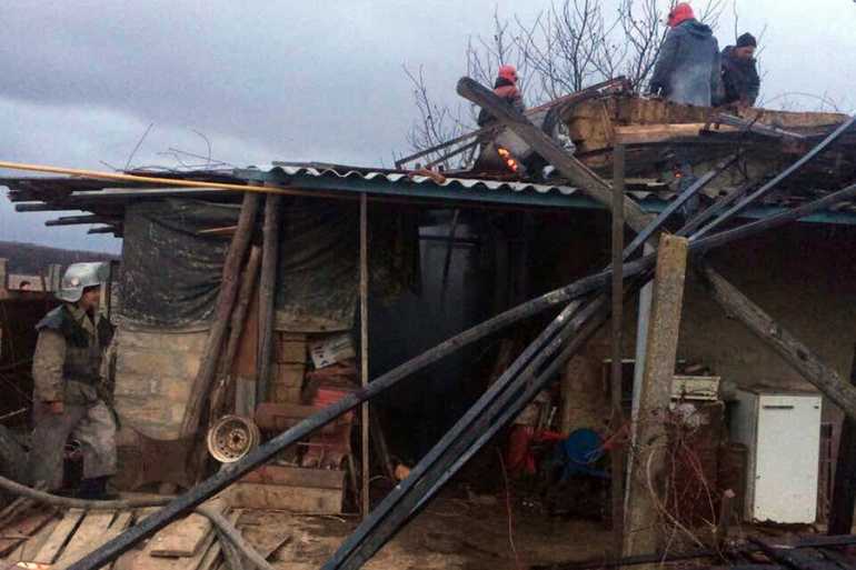 пожежа в Сутисках фото