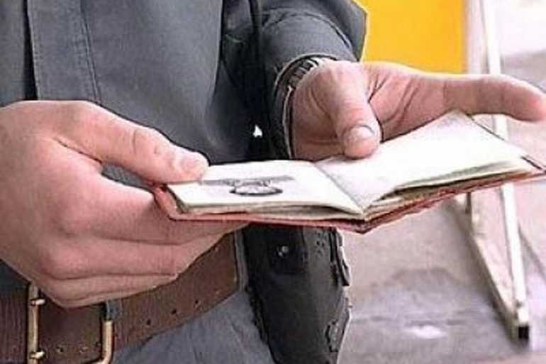 фальшиві документи фото