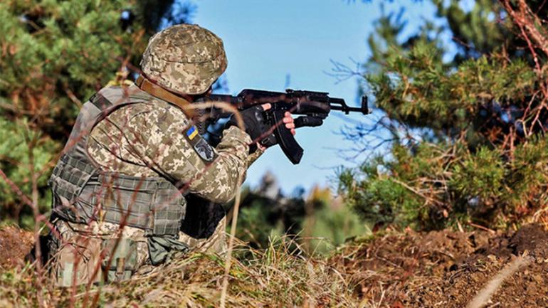 За добу на Донбасі окупанти 11 разів порушили режим тиші