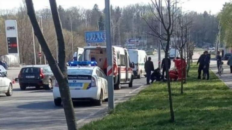 У Вінниці водій легковика збив мотоцикліста