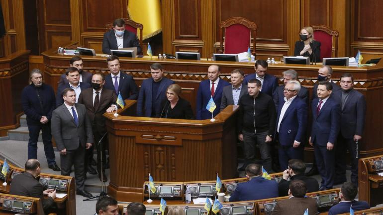 &laquo;Батьківщина&raquo; підтримає позбавлення депутатських повноважень осіб, обраних від заборонених проросійських партій