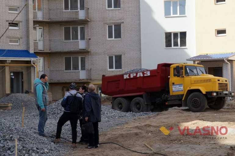 будівництво на вулиці Академічна 58 у Вінниці фото