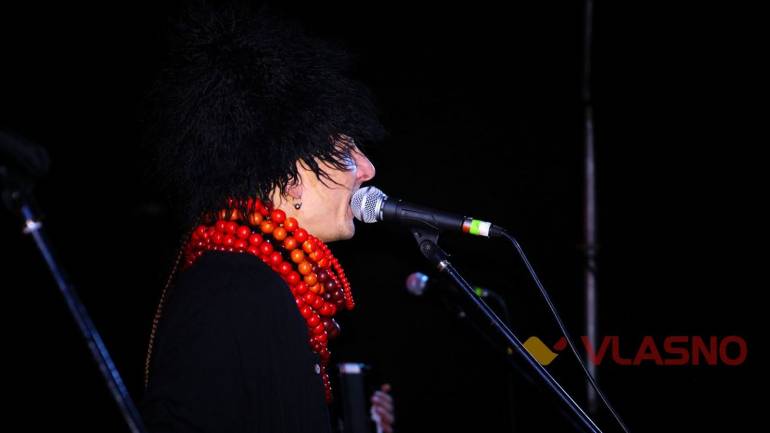 У Махнівці на Вінниччині драйвували на рок-концерті до опівночі (ФОТО, ВІДЕО)