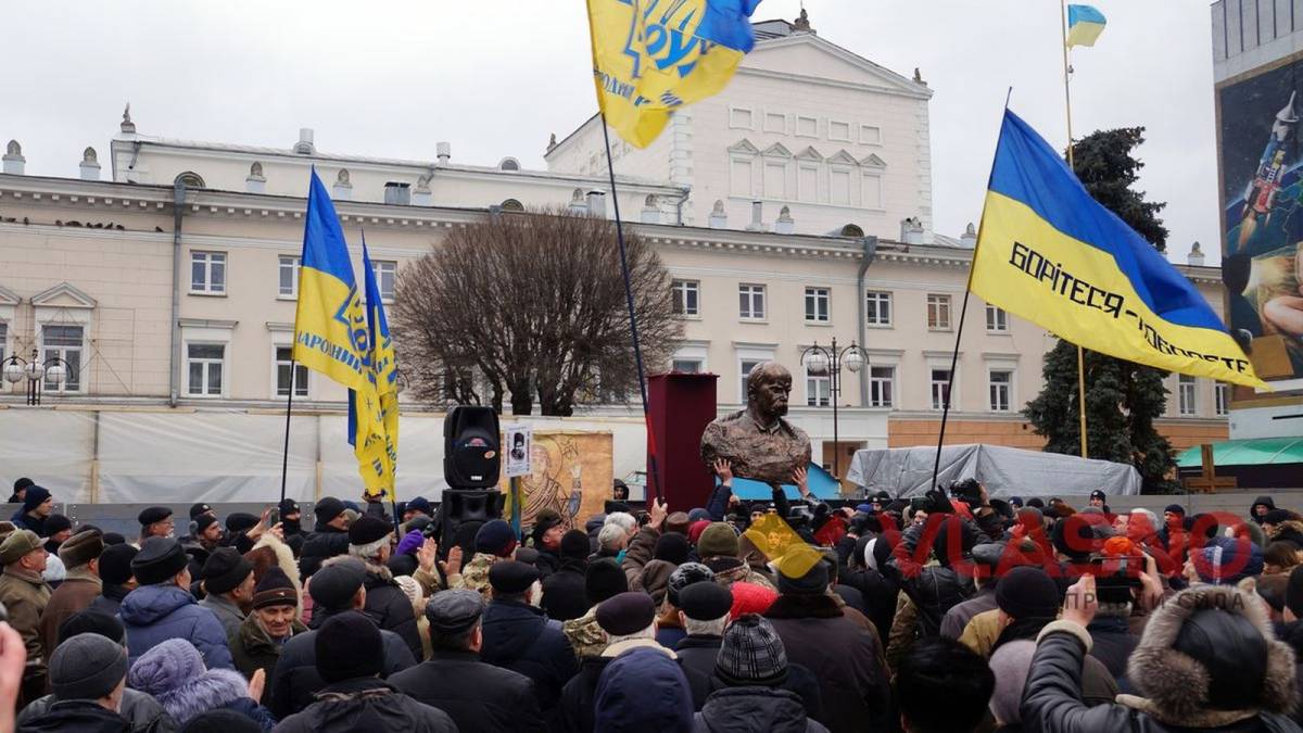 На Майдані Небесної Сотні у Вінниці встановлять пам&rsquo;ятник Кобзарю
