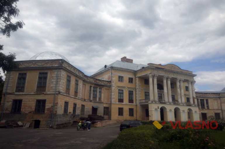 палац Грохольських у Вороновиці фото