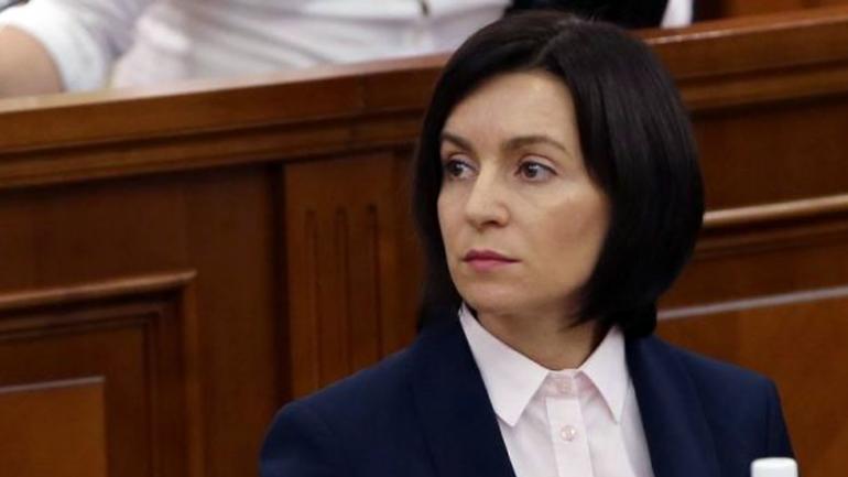 Вибори президента в Молдові: в другий тур проходять прозахідна Санду та соціаліст Додон