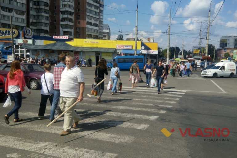 пішохідний перехід біля вінницького вокзалу фото