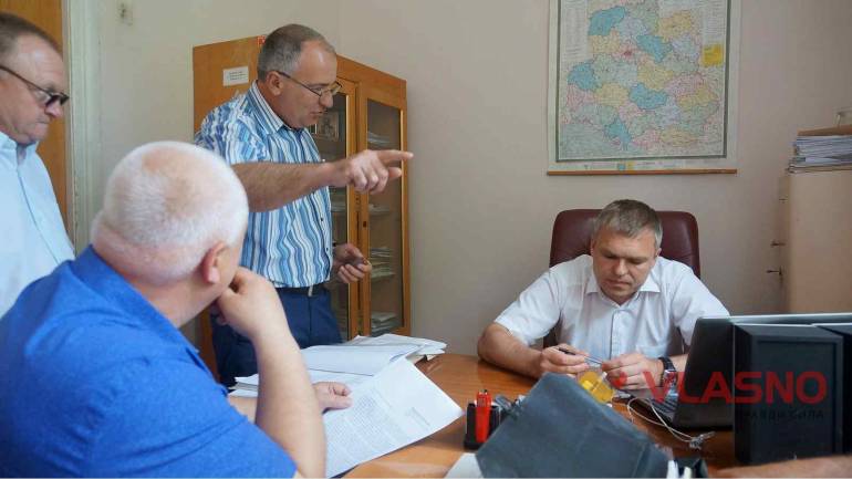 &laquo;Нам заважають об&rsquo;єднуватись&raquo; &mdash; громади на Вінниччині