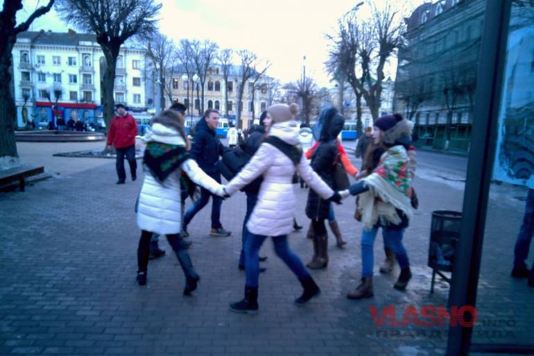 Учасники конкурсу наколядували майже 5 тисяч гривень 