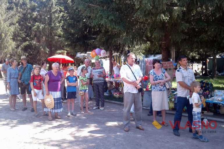 У Хмільнику людей поливатимуть із пожежної машини &mdash; розпочався фестиваль &laquo;Живий вогонь&raquo;