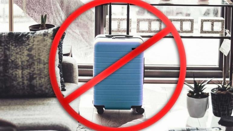 Від сьогодні українських туристів не пускають за кордон