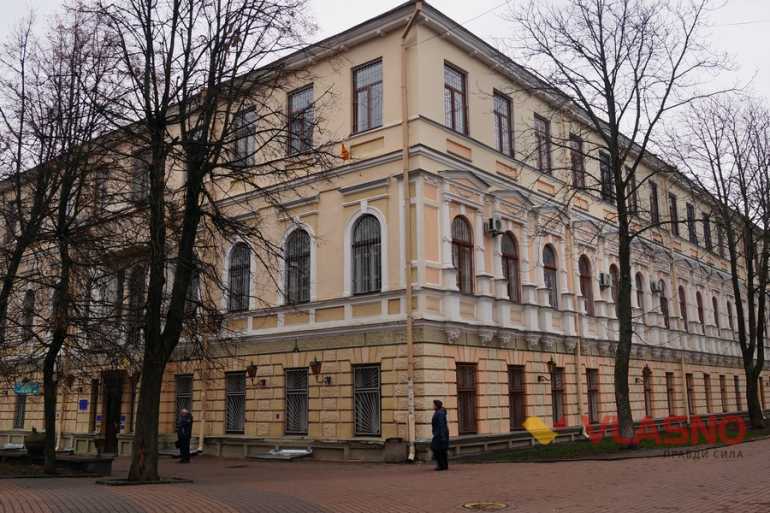 Вінницький міський суд фото