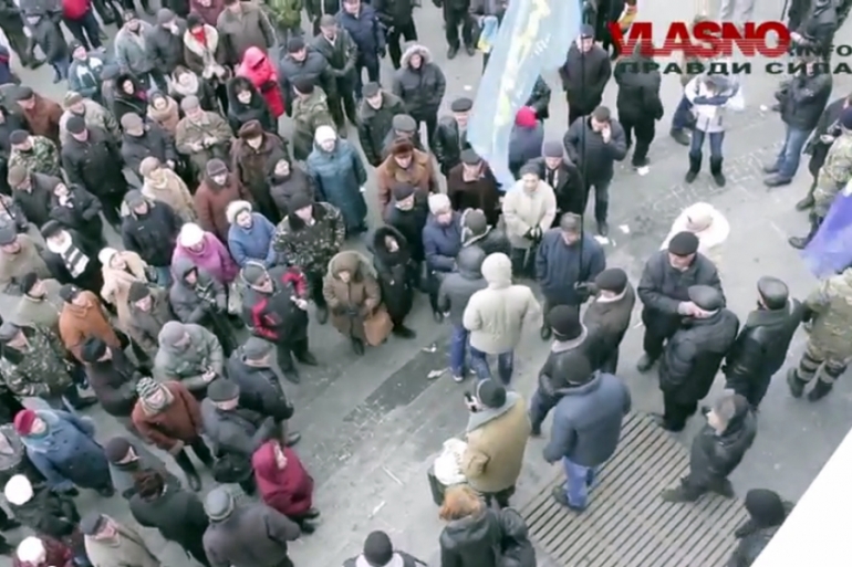 Сутички під час сесії Вінницької обласної ради 06.12.2014