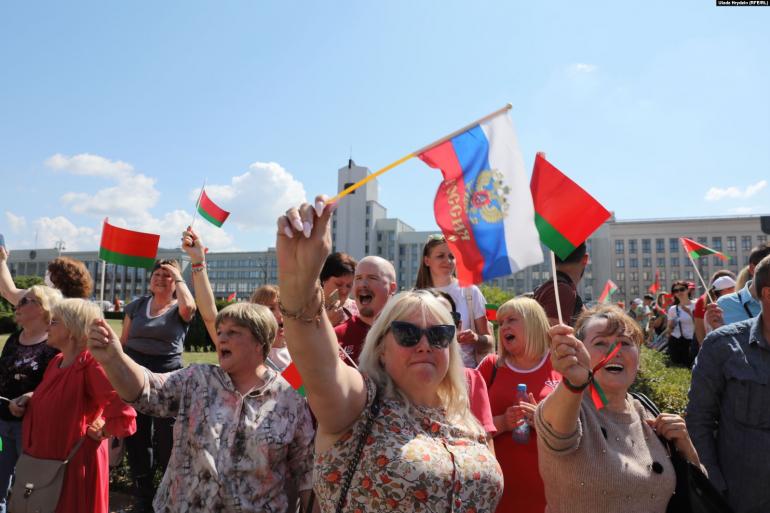 &ldquo;Будете стояти на колінах, як в Україні&rdquo;: Лукашенко застеріг білорусів від зміни влади