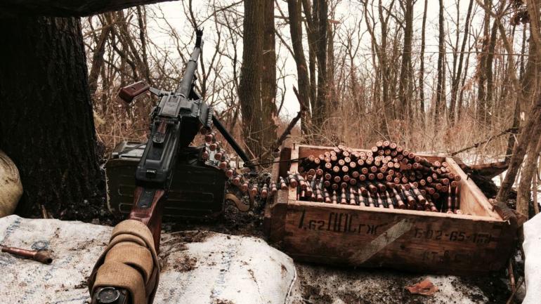 На Донбасі зафіксовано три ворожих обстріли