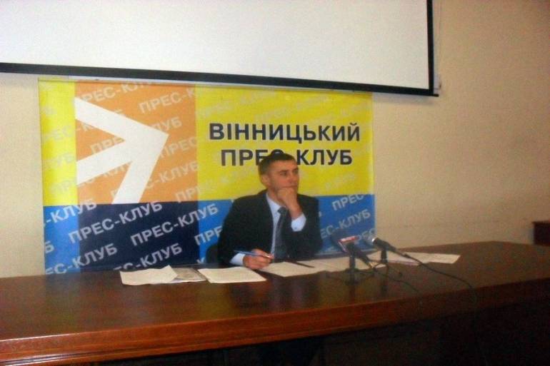  Замкова проти Максимчука: взаємні звинувачення у брехні привели до зали суду     